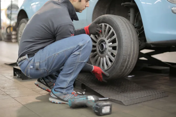 Roadside Flat Tire Atlanta GA